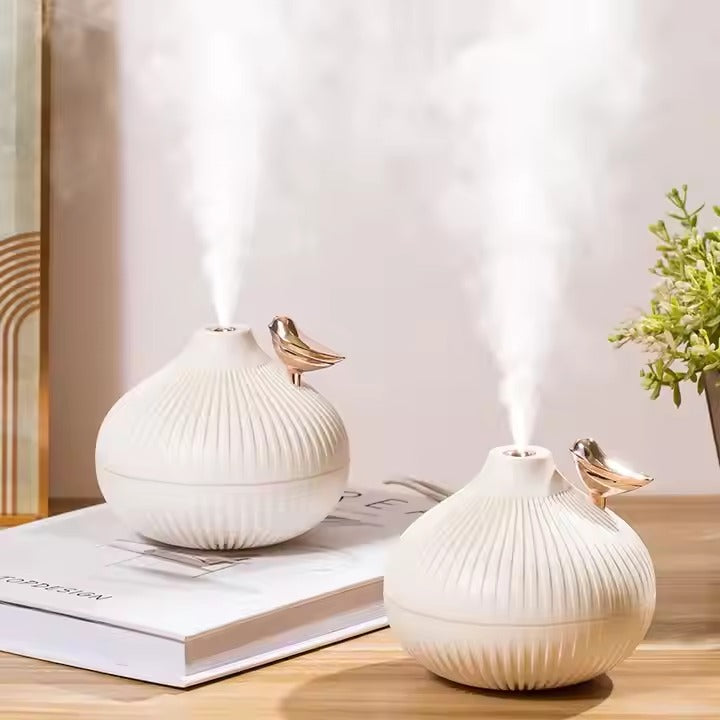 Cute Onion-Shaped Humidifier E339 with 2-Speed Spray, LED Light