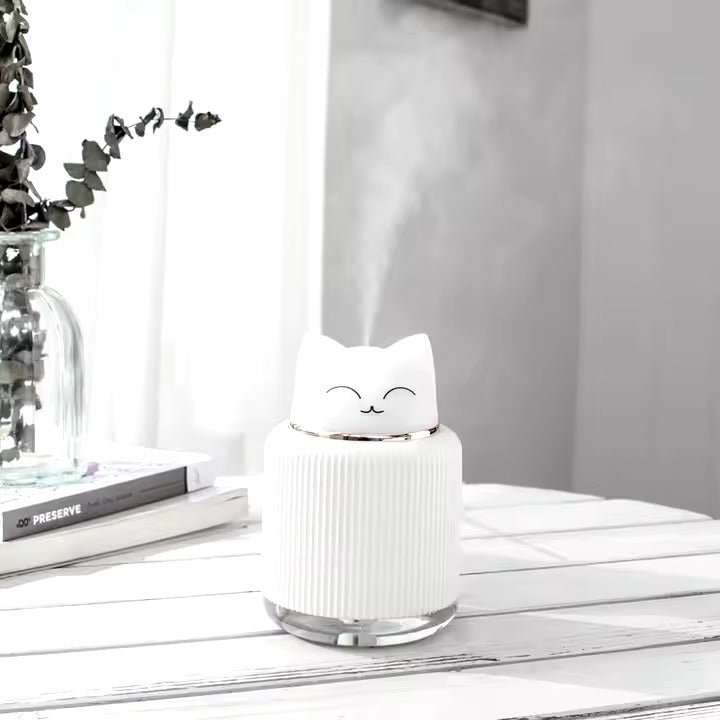 Cartoon Cat Mini Humidifier E340 – Quiet & Efficient Air Moisturizer